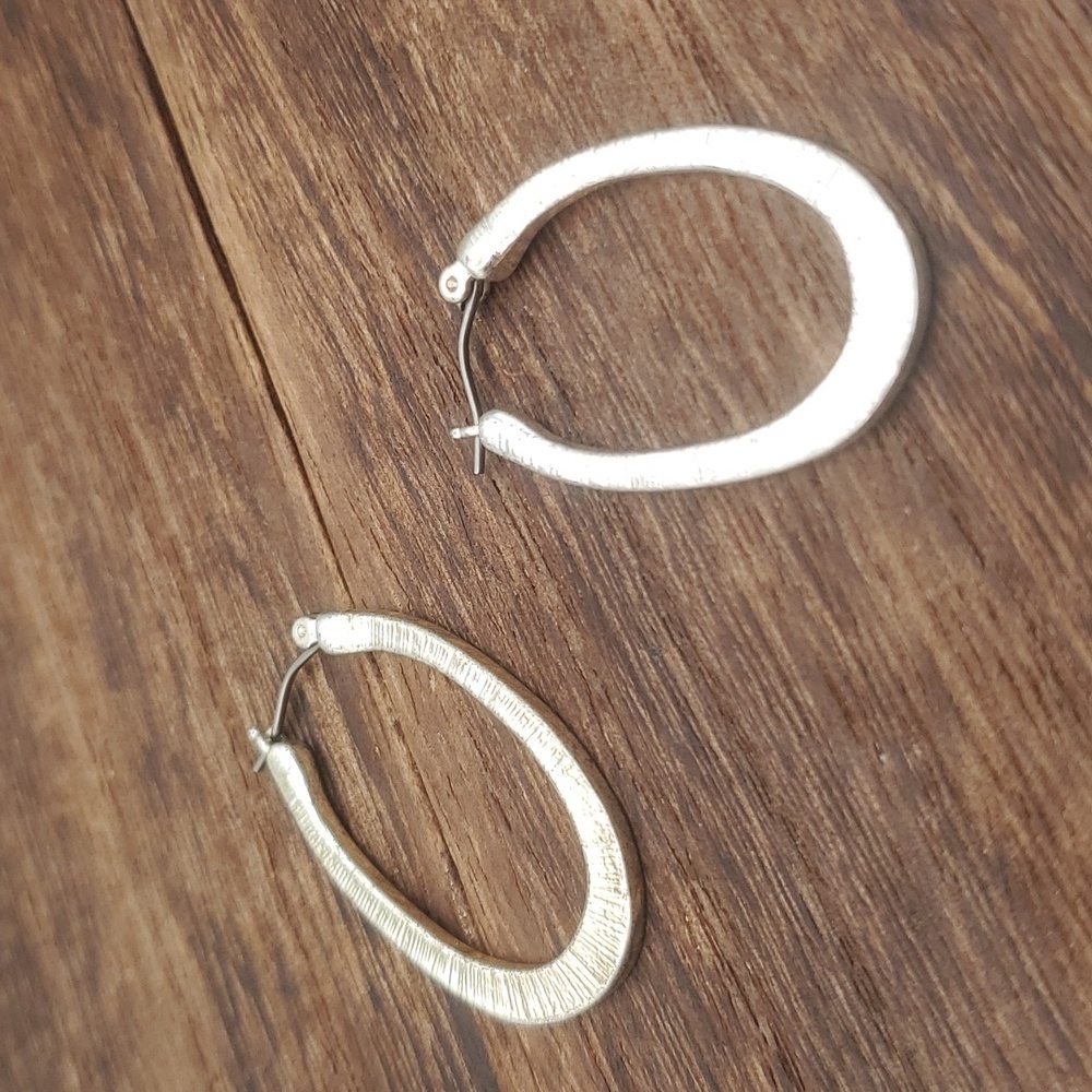 Harp earrings silver‎ tone E306